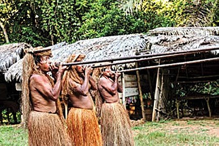 Father, daughter team up for Amazon travelogue, photo and pottery art exhibit at Nicolet College March 12