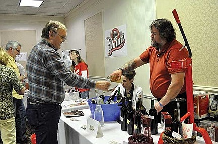 Hodag Hops and Vines event draws a crowd