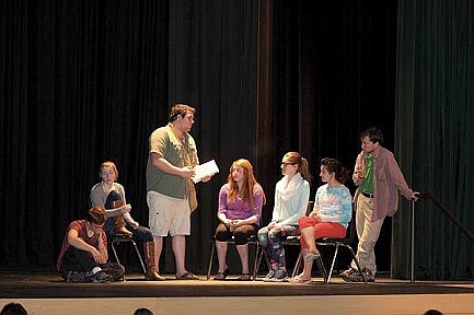 High school drama club to perform 'Annie Play Will Do'