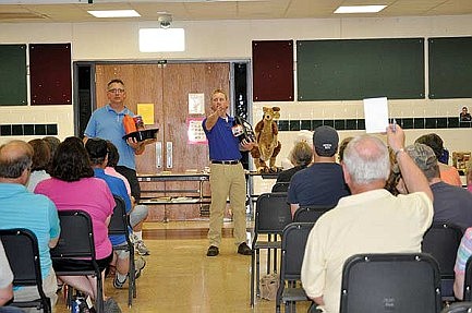 Headwaters Christian Youth auction draws a crowd