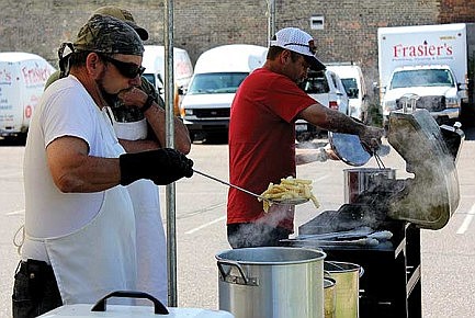 Photos: Car Hop held at Immanuel Lutheran