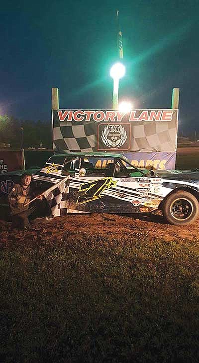 Class championships up for grabs at TNT Motor Speedway