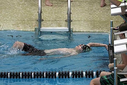 Rhinelander Swim Club begins 2015 season