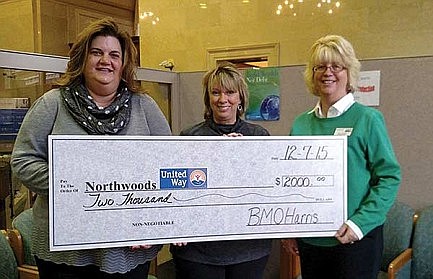 BMO Harris Bank donates to Northwoods United Way