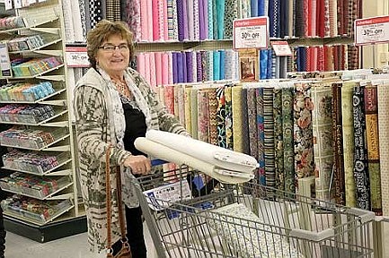Crafters rejoice as Rhinelander Hobby Lobby store opens