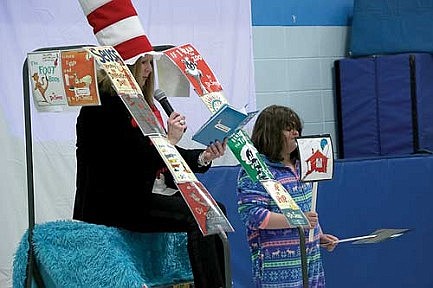 Crescent students learn about Dr. Seuss, reading 