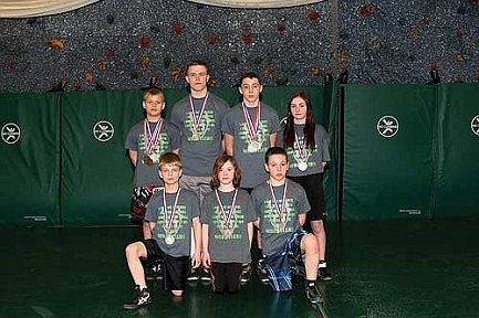 Youth wrestlers heading to state