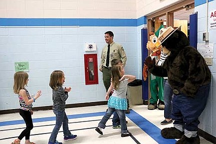 Crescent students welcome  special visitors to Earth Day celebration