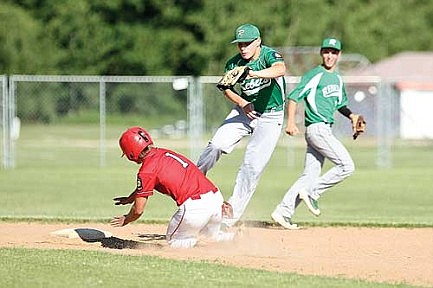 Legion: Medford scores 15 in sixth, beats Rebels 25-15