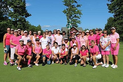 Golfers go pink
