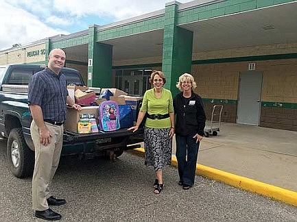 Northwoods United Way holds successful 'stuff the bus' event 