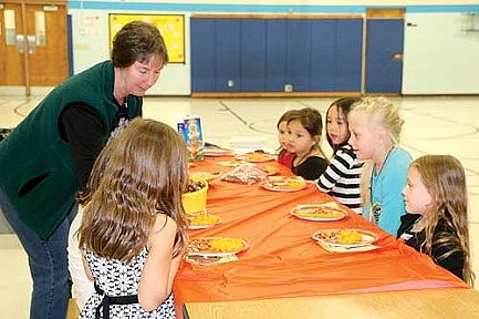 Daisies learn about friendship during 'A Very Plymouth Potluck'