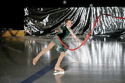 Photos: Holiday celebration on ice