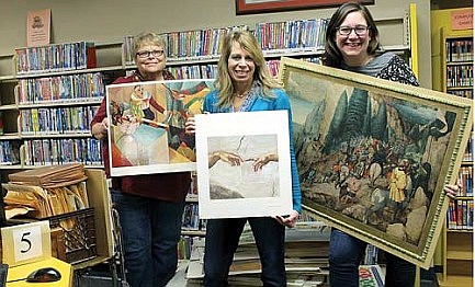 Library donates artwork to ArtStart