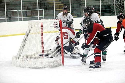 Edge mauls Medford again