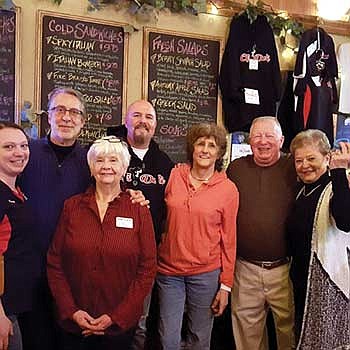 Friday night FUNdraiser benefits food pantry 