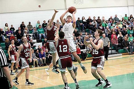 Hodags competitive despite early-season adversity