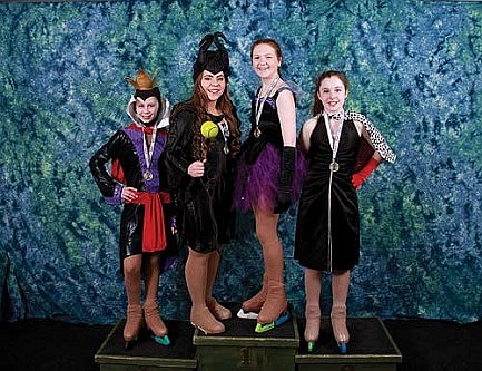 Photos: Figure skating competition