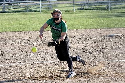 RHS softball uses twin magic to edge Medford