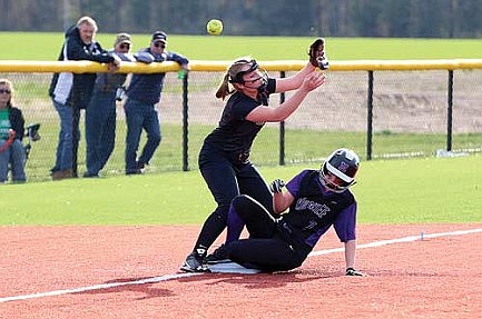Curses again: Mosinee rallies past RHS  softball 5-4 in extras