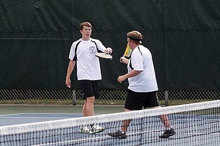 Hodag netters beat Antigo 5-2 to finish undefeated in GNC