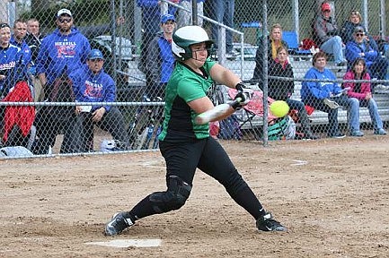 Softball:&#8200;Hodags hang on against Merrill 2-1