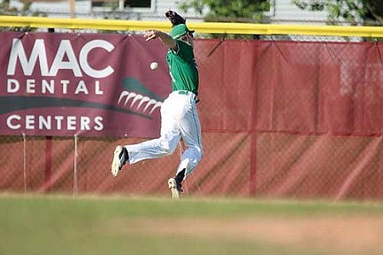 3-run fifth leads Redbirds past Hodags in regional finals 