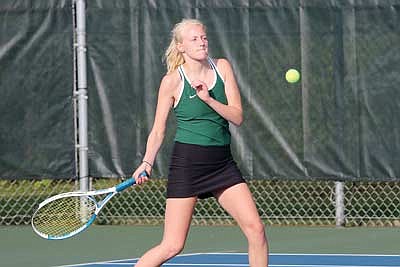 Tennis: RHS fends off Medford 6-1