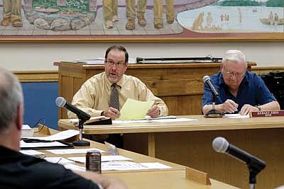Council to discuss future of city administrator