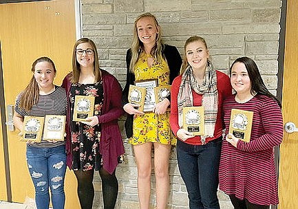 RHS volleyball team hands out awards