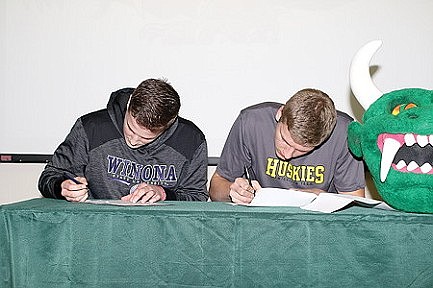 White, Comer follow older siblings into D-II athletics
