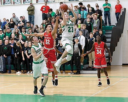 Hodags rally, hold off late comeback to defeat Green Bay East 59-57