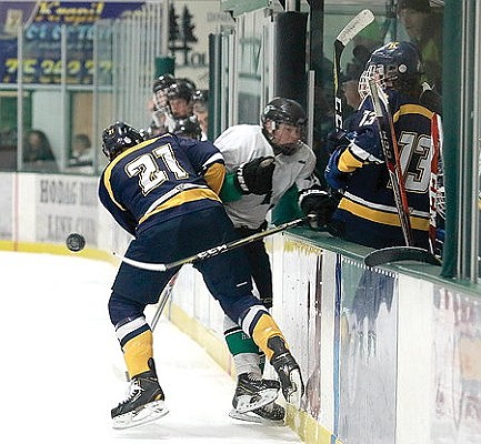 Kingsford wins 6-1, hands Hodag hockey fifth straight loss