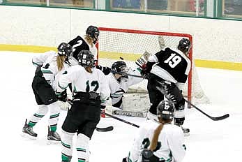 Late goal foils Edge in 3-2 loss to Lakeland