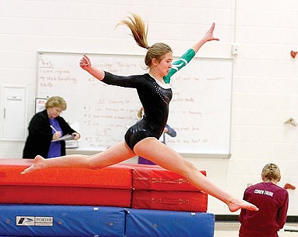Middle school gymnasts win AV-W meet