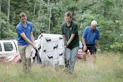Northwoods Wildlife Center to provide volunteer training session