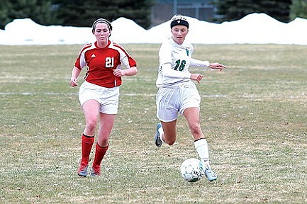 Hodag soccer returns to winning ways in romp over Newman 