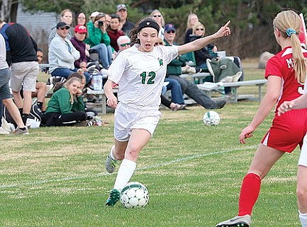 Hodag soccer takes down Medford 7-0