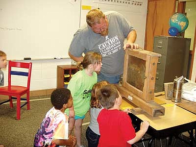 Rhinelander beekeeper visits Crescent Elementary