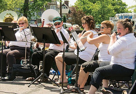 Concerts on the Riverwalk to resume June 20
