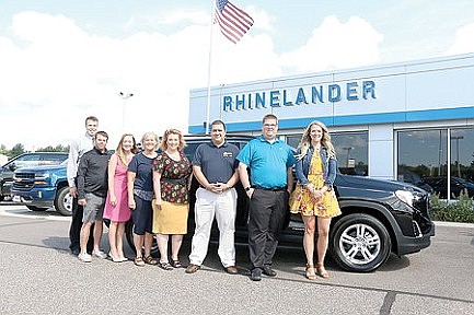 Photo: Rhinelander Gm supports ABC scramble