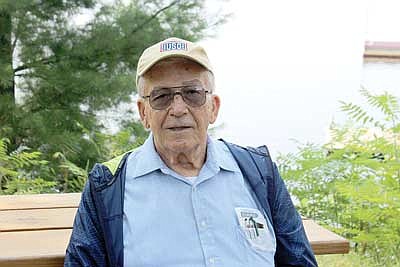 Pitlik's Sand Beach Resort celebrates 90th year, welcomes back early visitor