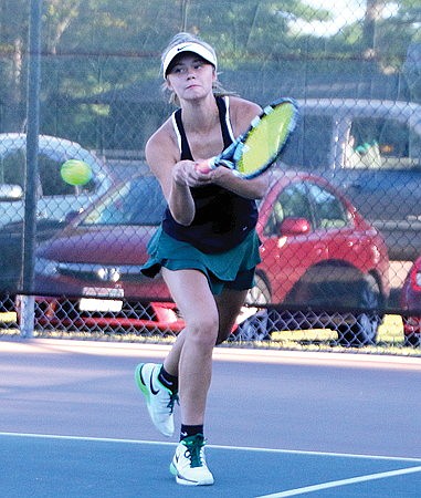 RHS tennis sweeps Lakeland to close out GNC duals