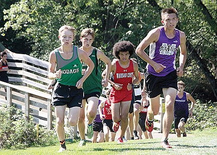 Hodag cross country battles the heat at Smiley 