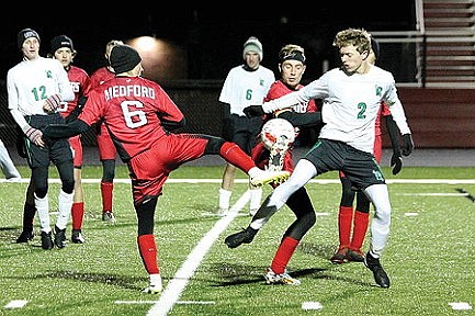 Hodag soccer closes regular season with 2-1 win over Medford