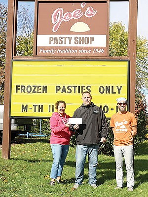 Photo: Joe's Pasty Shop supports RHS boys' soccer team