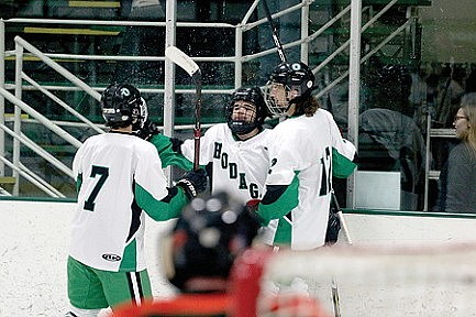 Rhinelander crushes SEaLs 8-0 in hockey opener