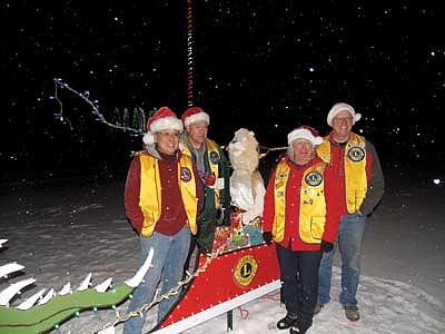 Rhinelander Lions build display for 'Lights' event