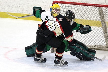 Pacelli upends Hodags 4-2