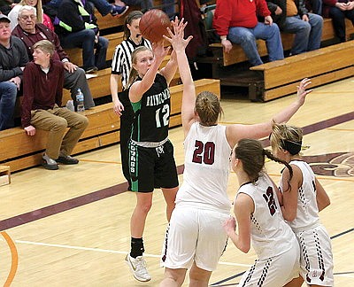 Lady Hodags get past Antigo, move to 6-0 in GNC 